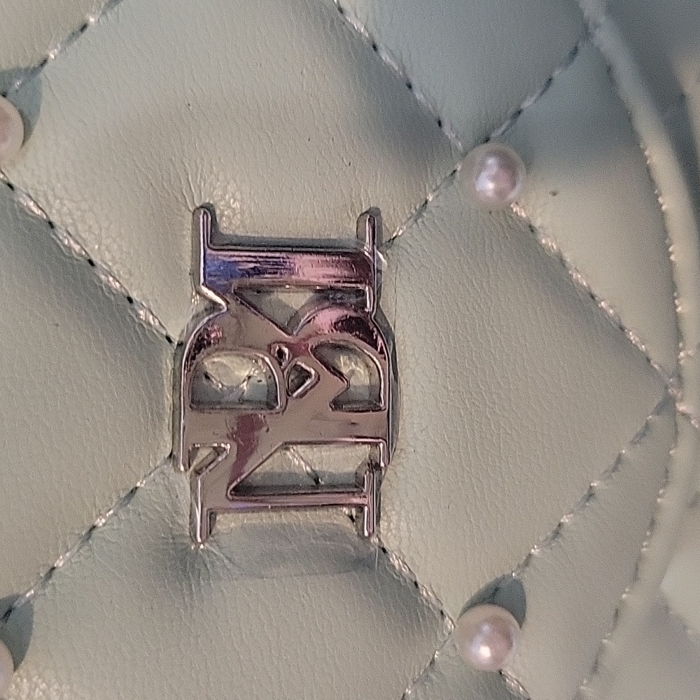 Badgley Mischka Mint Quilted Phone Case Crossbody - Picture 4 of 7